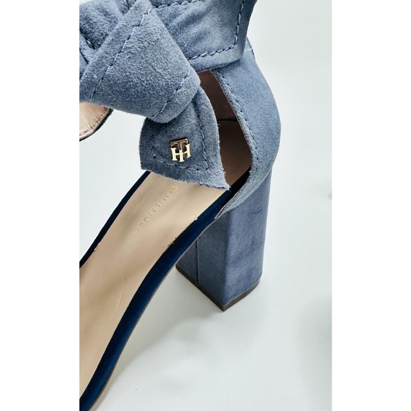 Tommy Hilfiger Women's Light Blue and Navy Suede Heels Size 9M - Picture 3 of 7